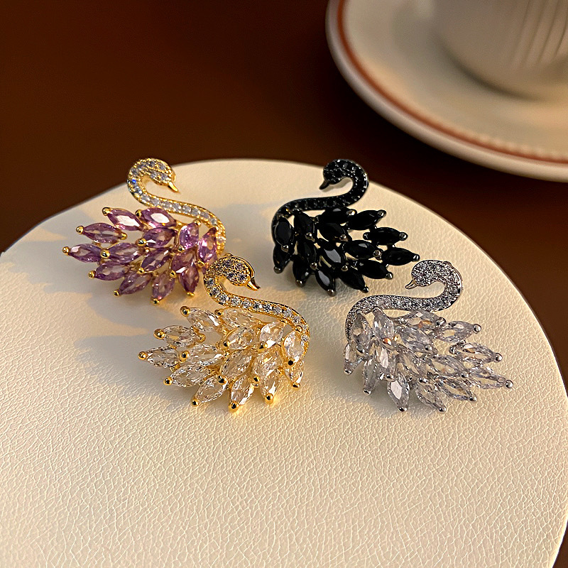 Geometric Acrylic Earrings for Artsy Creative Fall Outfit